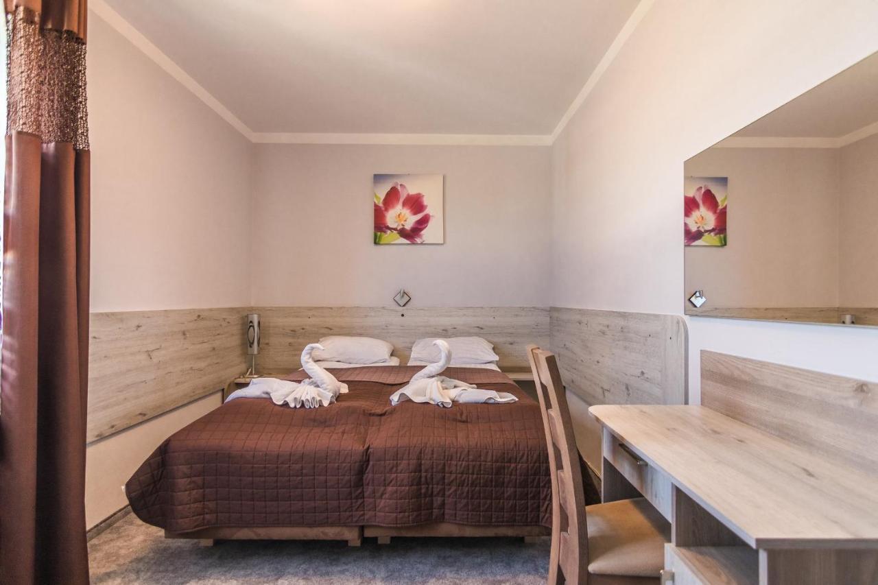 Resident Rene Bed & Breakfast 2*